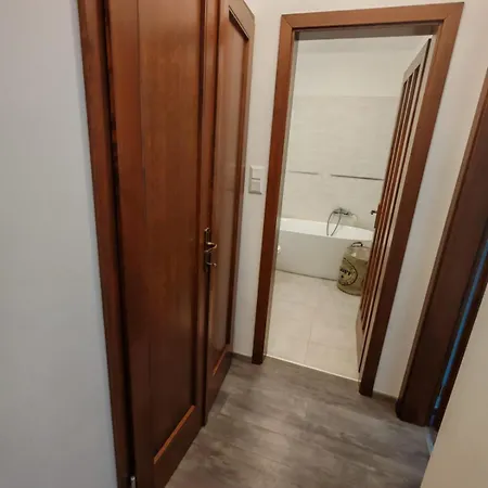 Scape Apartment