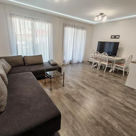 Scape Apartment *